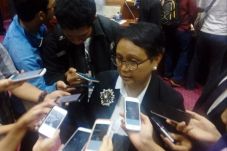 Pemerintah Diminta Desak...