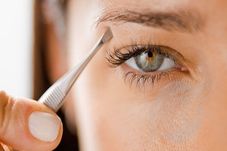 Tips Tampil Cantik Tanpa...