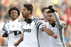 Juventus Perlebar Jarak...