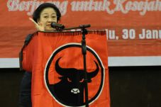 Megawati: ABM-Enny Teruskan...