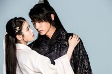 IU dan Lee Jun Ki Belum...
