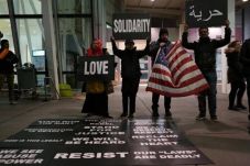 Dunia Melawan Trump...