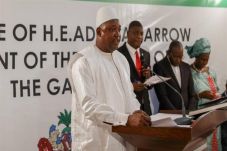 Presiden Barrow Hapus...