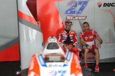 Casey Stoner Perkuat...