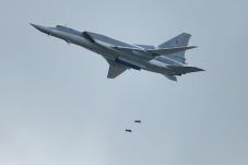 Enam Bomber Tu-22M3...