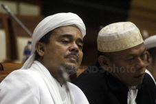 Habib Rizieq Diperiksa...