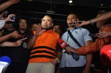Sebelum Bacakan Sanksi...