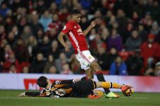 Babak I: United Kesulitan...