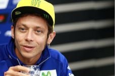 Rossi Puji Fairing Baru...