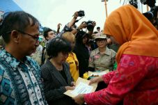 Korban Banjir Antusias...