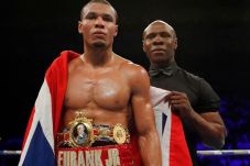 Eubank Jr Bakal Tunggu...