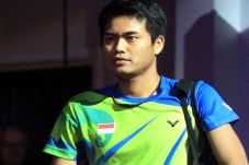 Gara-gara Demam, Tontowi/Gloria...