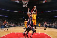 Aksi Heroik James-Irving...