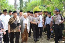 Hadiri Acara Ulama Banten,...