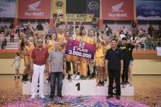 Surabaya Fever Juara...