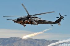 Helikopter Israel Tembaki...