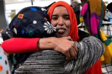 Banding Trump Kalah,...