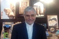 Iran Menanti Arah Kebijakan...