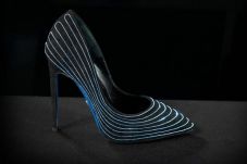 Wow! High Heels Bisa...