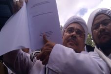 Datang Ke Polda Jabar,...