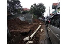 Proyek Galian Utilitas...