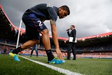 Thiago Silva Batal Kawal...