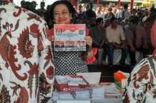 Di TPS Megawati, Anies-Sandi...