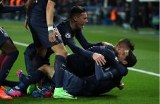 Babak I: PSG Pesta Gol...
