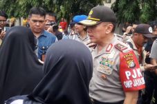 Bantu Korban Banjir...