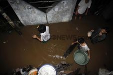 Banjir Kampung Melayu...
