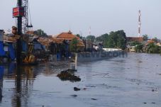 Atasi Banjir, Ahok Desak...