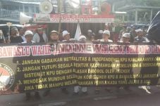 FSI Desak KPU DKI Junjung...