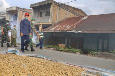 JR Saragih Tegaskan...