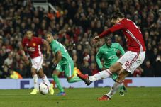Usai Ciptakan Hat-trick,...