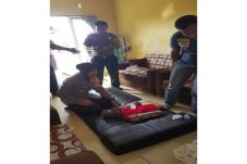 Bayi Berusia Dua Minggu...