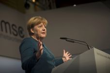 Merkel: Negara Islam...