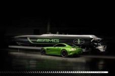 Terinspirasi Mercedes-AMG...