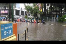 Ribuan Rumah di Jakarta...