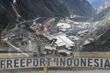 Freeport Setor Bea Keluar...