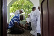Masjid Pertama Bakal...