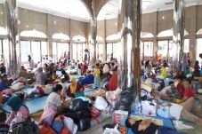 Pengungsi Banjir Cipinang...
