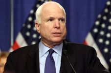 Senator AS Diam-diam...