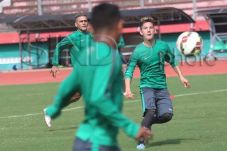 PSSI Panggil 12 Pemain...