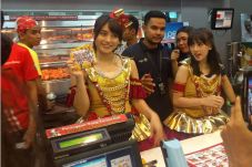 JKT48 Perkenalkan Album...