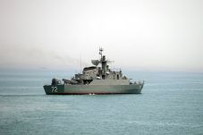 Iran Gelar Latihan Militer...