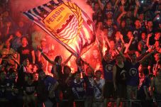 Persib Bandung: Hatur...