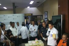 BNN dan Bea Cukai Gagalkan...