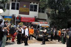 Pasca-Baku Tembak Polisi-Pelaku...