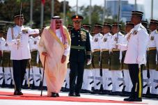 Raja Salman Ajak 25...