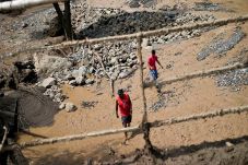 Banjir Terjang Cile,...